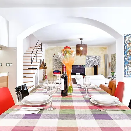 Vila Nikolina Βίλα Peroj