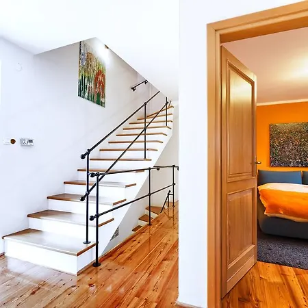 Vila Nikolina *